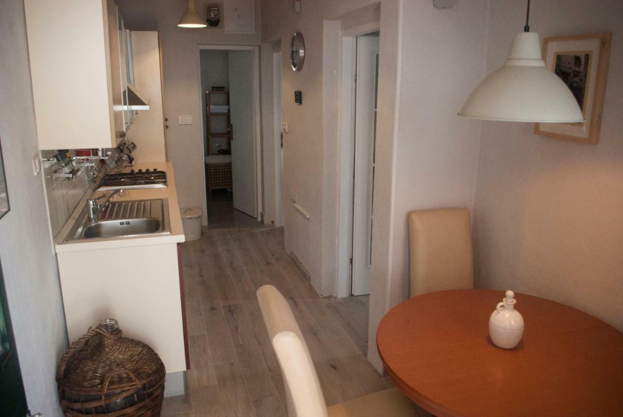 Apartments Vongula โตรกีร์ ภายนอก รูปภาพ
